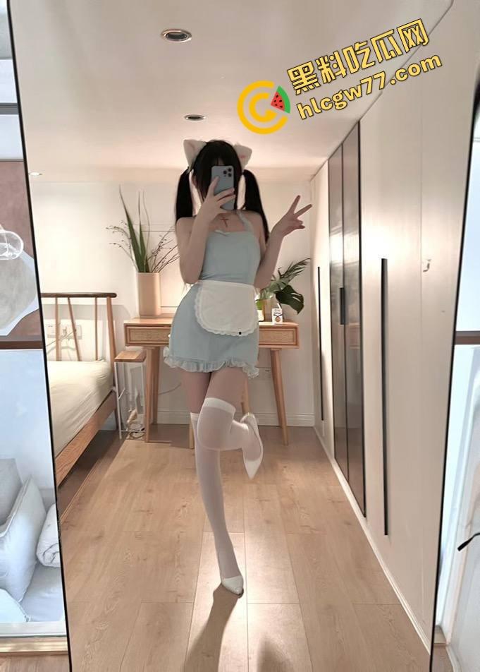 天津淫荡母狗『赵曦』萝莉脸配魔鬼御姐身,嫩洞喷汁奶子弹得能炸眼,操一炮香得鸡巴烧断!-6