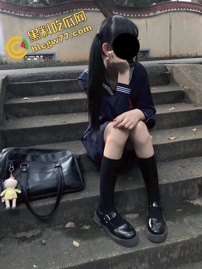 天津淫荡母狗『赵曦』萝莉脸配魔鬼御姐身,嫩洞喷汁奶子弹得能炸眼,操一炮香得鸡巴烧断!-8