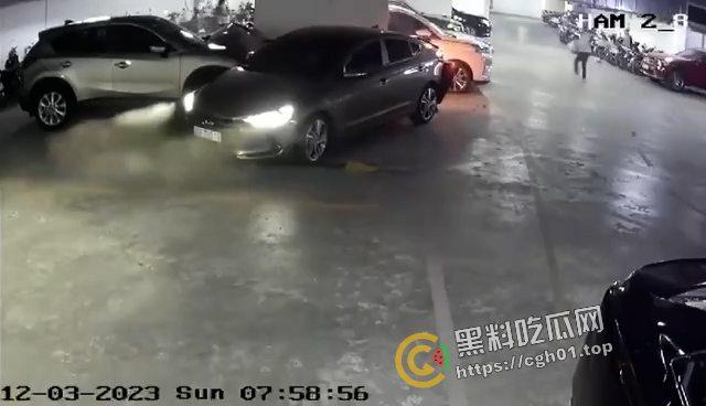 得不到就毁掉！男子直接撞死刚从小三车上下来的妻子  这个才叫真爱-5