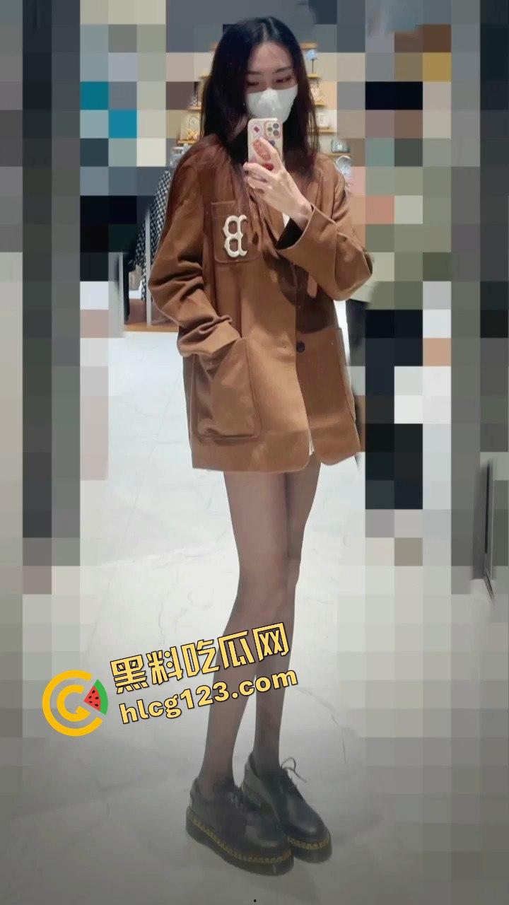 上海外国语大学的丁雪瑛白天是校花,晚上却是金主性奴!反差淫荡视频流出,全程被操到崩溃!-3