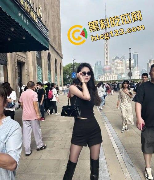 上海外国语大学的丁雪瑛白天是校花,晚上却是金主性奴!反差淫荡视频流出,全程被操到崩溃!-5