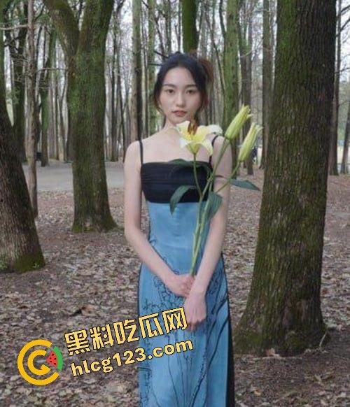 上海外国语大学的丁雪瑛白天是校花,晚上却是金主性奴!反差淫荡视频流出,全程被操到崩溃!-6