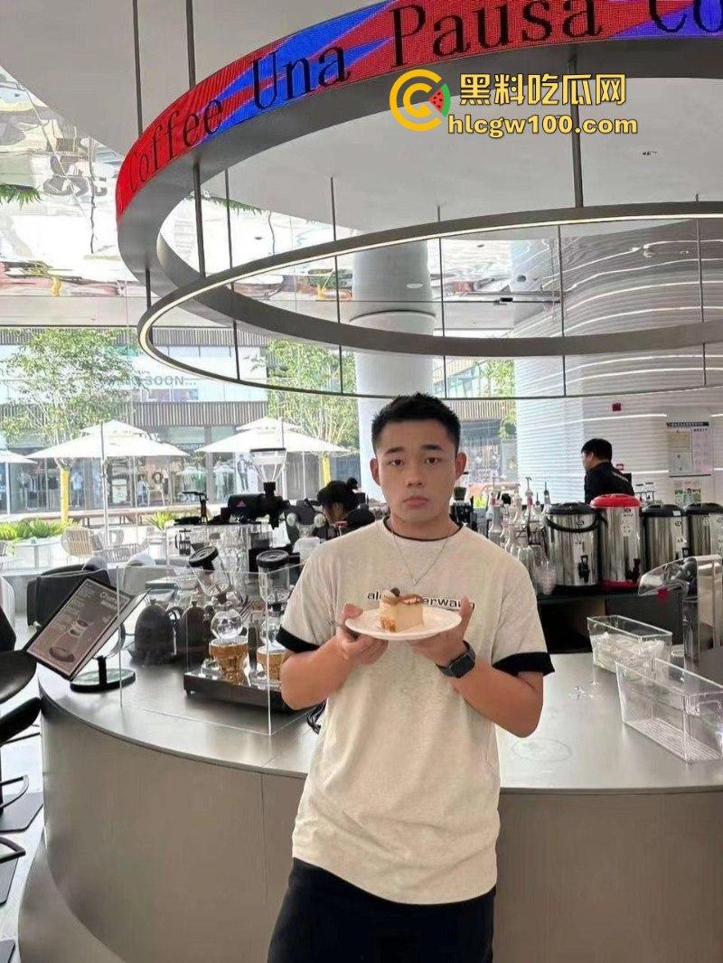 成都男gay为爱冲锋 一群骚肛大混战 渣男为护男三爆打原配 捅过的菊花说忘就忘了吗?-1