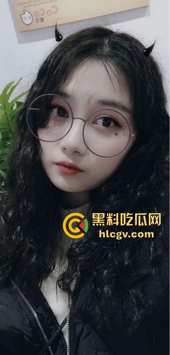 河北大学大二学妹【刘琳琳】遭男友报复!吵架后怒发她的骚货自慰视频,彻底撕破脸-2