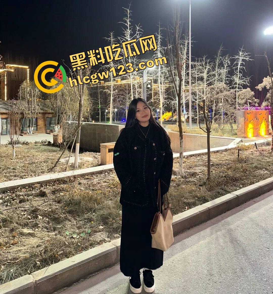 北京绿帽夫妻人妻全程被猛操还狂喊老公对不起我被人干了,浪到跪着夹屌求中出,逼根本停不下来!-1