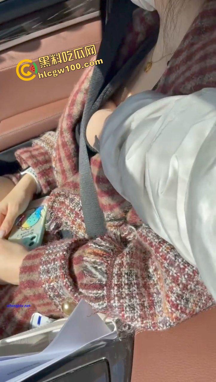 黄冈拜金甜妹黑丝御姐反差骚鸡『杨雨』大哥豪车内摸奶抠逼 酒店全裸后入冲刺骚逼!独家曝光流出!-5