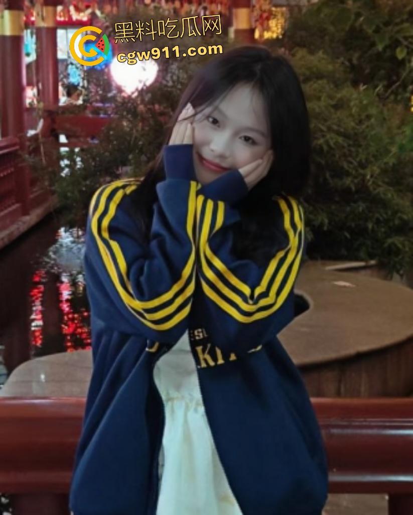 广东科技职院清纯校花【边思雨】惨遭学长调教!从纯情少女变淫荡性奴,深喉吞精,后入猛插流水!-2