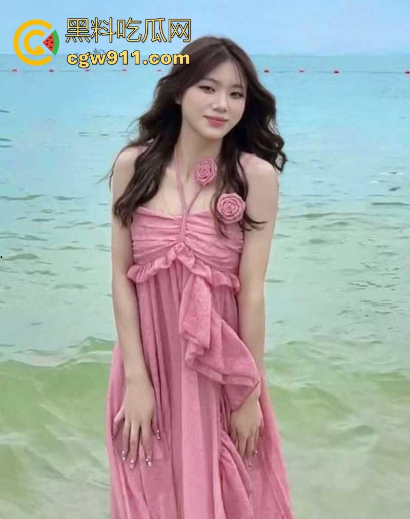 渣男曝光湖南前女友【刘美嘉】全裸揉奶露穴淫片,粉嫩奶头硬邦邦,聊天记录极其淫荡,小情侣玩的真骚啊!-8