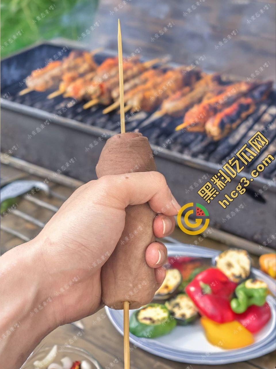 重口慎入！推特吃鸡巴博主【小变态来喽】真实吃肉棒 各种吃法 恶心至极！-6