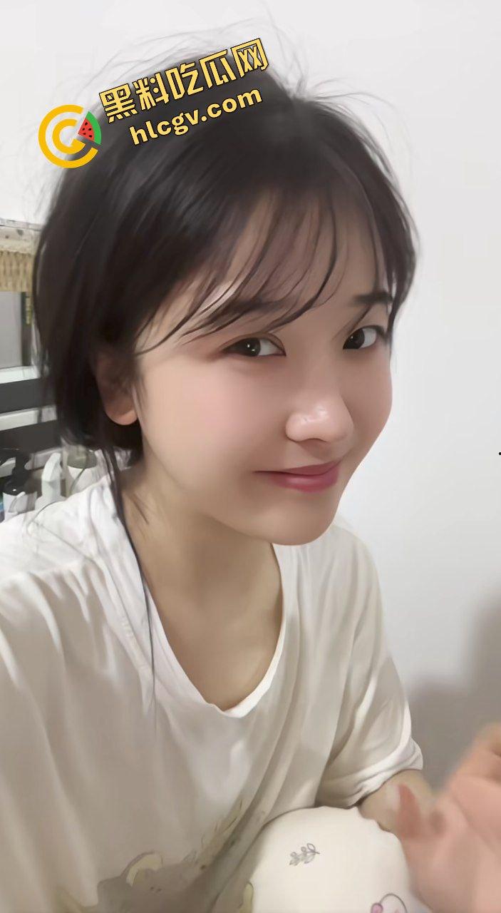 抖音清纯嫩妹太妹『二飘』与榜一大哥线下酒店开房 性感内裤暴力输出小穴!独家曝光流出!-6