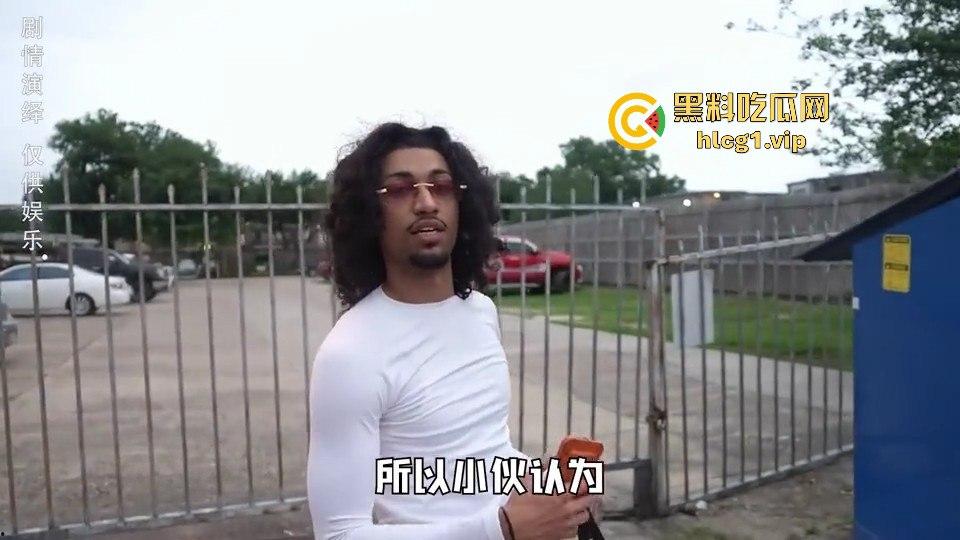 广坎达未来是这样的?黑人小哥背着5万左右走遍美利坚,测试会不会被抢,结果让人意外!-10