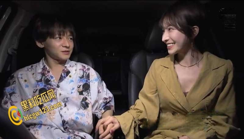 极品神颜口交吞精女王,吞精逆搭档再出新作,在车上主动给小哥提供性服务!-1