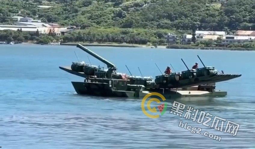 台湾“汉光40号”演习实况曝光,工兵在淡水河面快速部署惊人场景,网友惊叹演习规模!-2
