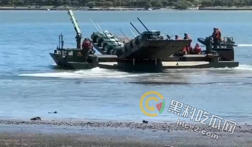 台湾“汉光40号”演习实况曝光,工兵在淡水河面快速部署惊人场景,网友惊叹演习规模!-3
