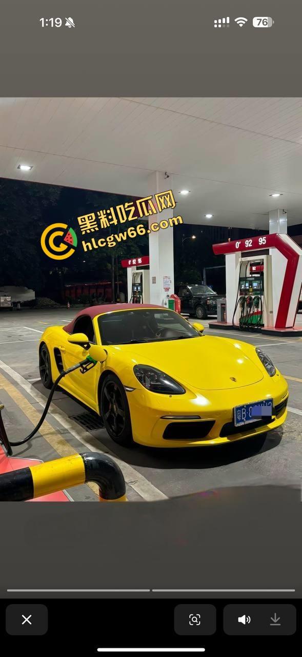 开718假装富婆?深圳大奶女【林梦雪】扯下假名媛滤镜,被爆勾引金主换资源,骚片外泄骚逼翻天!-3