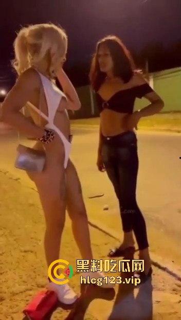 纽约华人区站街女为抢客户互殴,白天华人打晚上洋马拼,唐人街的行情卷成这样了?-10