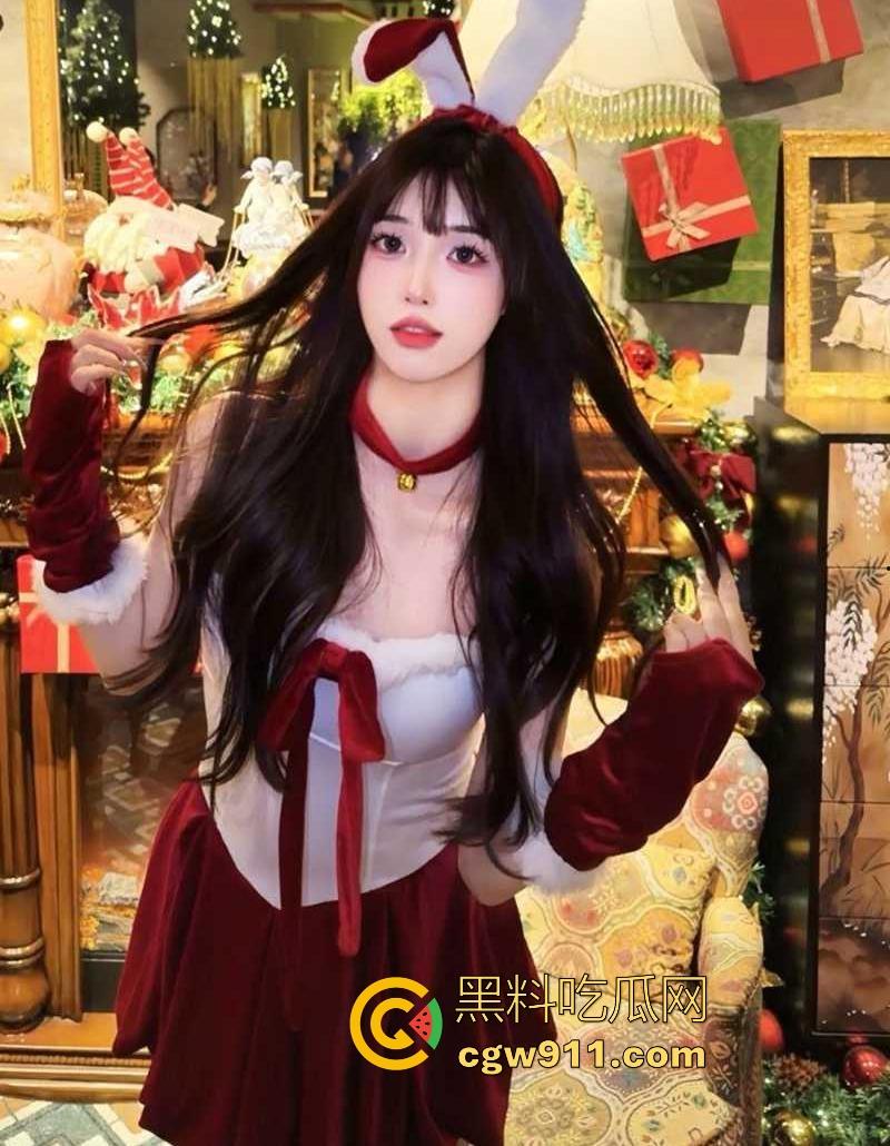 武汉神颜美女销售【刘家琪】暗骚反差玩露奶诱惑,骑术一流猛摇榨精,被拽发狠操,撅腚迎猛操!-2