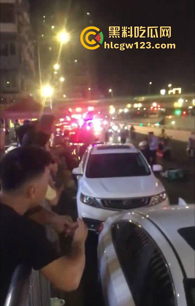 南宁大沙田516打架事件 俩老表酒后互砍 刀光剑影满身鲜血 全网疯求的现场视频曝光!-5