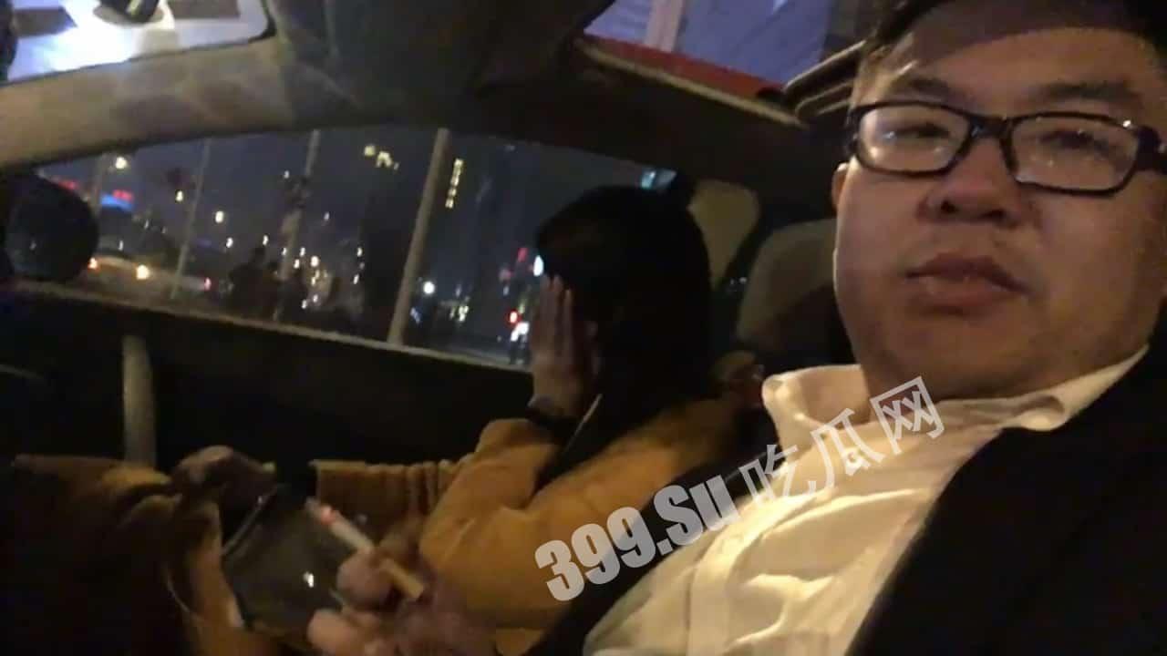 #泄密流出 #毒圈乱象 假大款用吸食 #冰毒麻古 控制几位美女少妇做性奴炮友，边吸边做爱-3