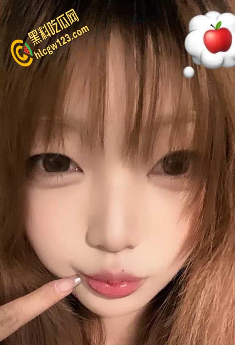 广西科技大学高颜值【陈曦】 , 渣男前男友曝光后入狂操,舔穴特写淫笑真是条母狗!-4