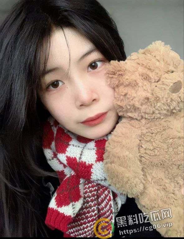 瓜友投稿!浙江大学文学系极品学生妹 拿奖学金就是为了跟男朋友出去开房 颜射 吞精 样样在行 学霸反差婊-3