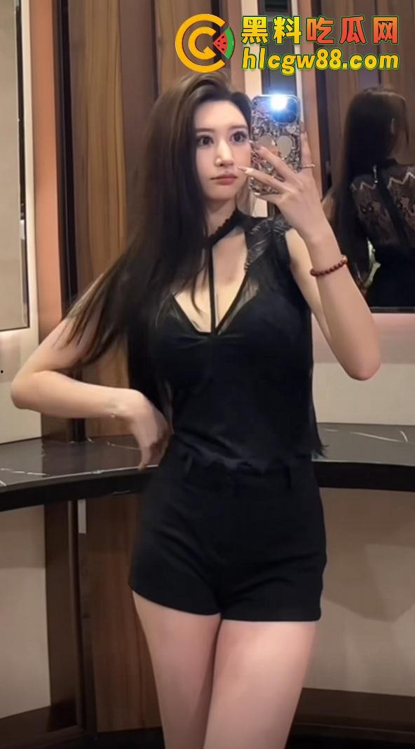 广东抖音小网红嫩模『一碗白米饭』5W拿下,175大长腿扛起来猛操,69口爆逼湿得滴水!-4