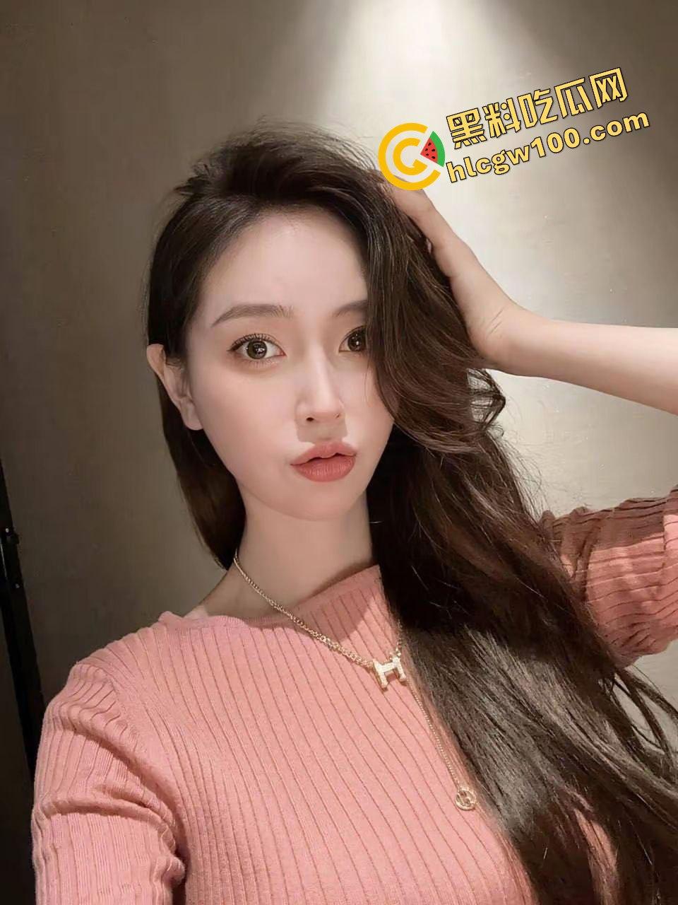 抖音擦边女反差骚鸡贱逼母狗『白鸽』被猛男调教家暴 外出约炮镜前后入猛操!原创投稿独家曝光流出!-6