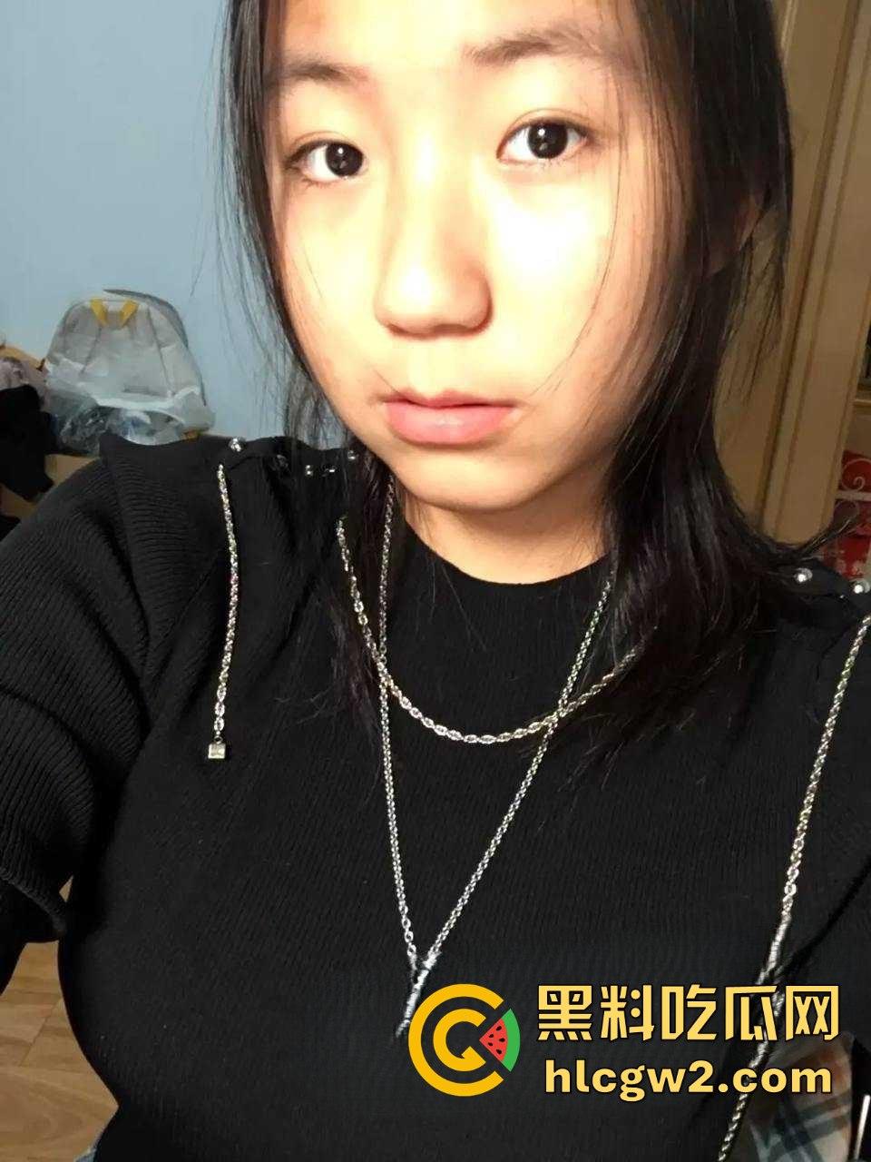 宁夏大学回族【马婷婷】校园骚鸡逼黑瘾大,全校大一到大四男生轮番上阵免费白嫖爽!-1