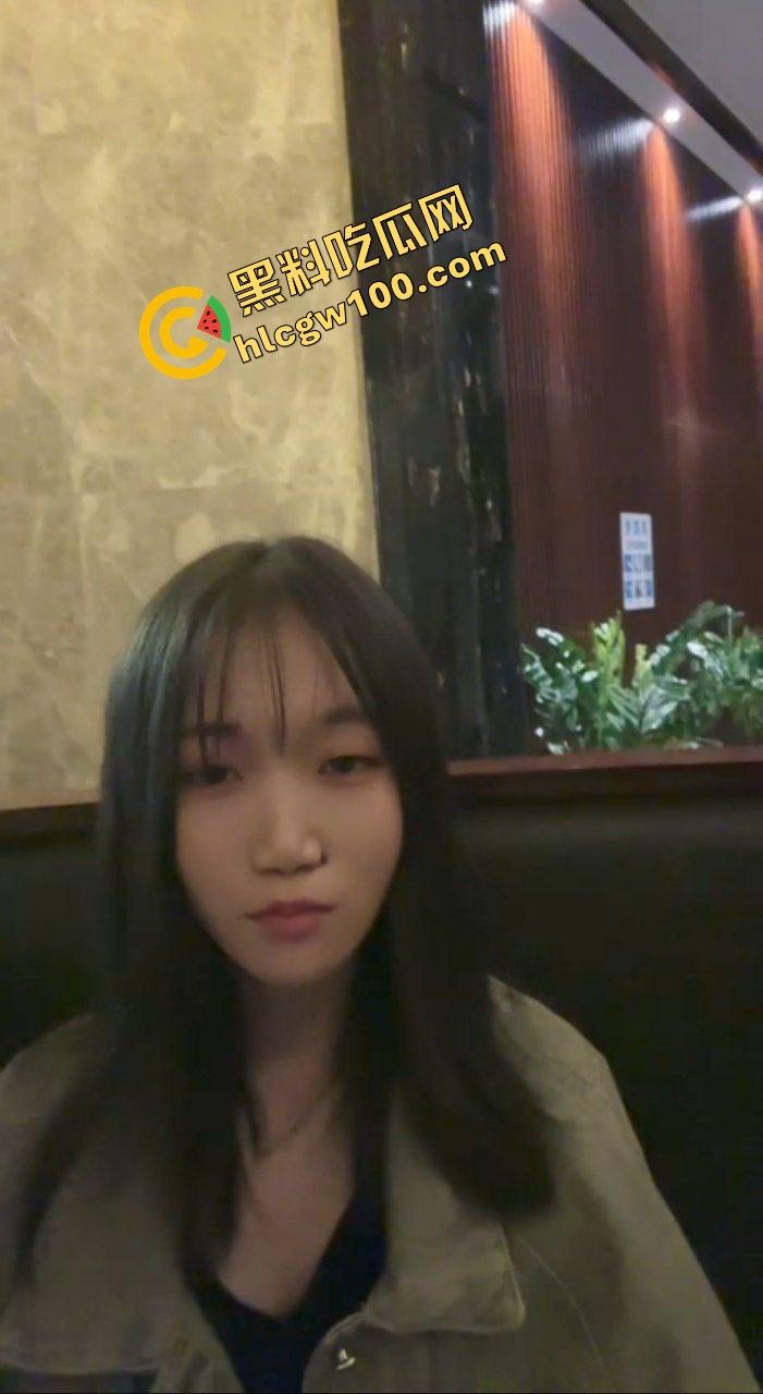 长沙芙蓉区专业做鸡反差骚婊『曹欣安』自拍抠逼全裸洗澡 约炮顾客操逼性爱遭外泄!独家曝光流出!-2