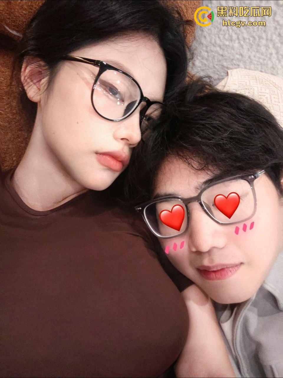 高冷御姐女友【周柯】调教日常!天天舔黑丝、被当狗训,哥们这是炫耀还是受虐?-2