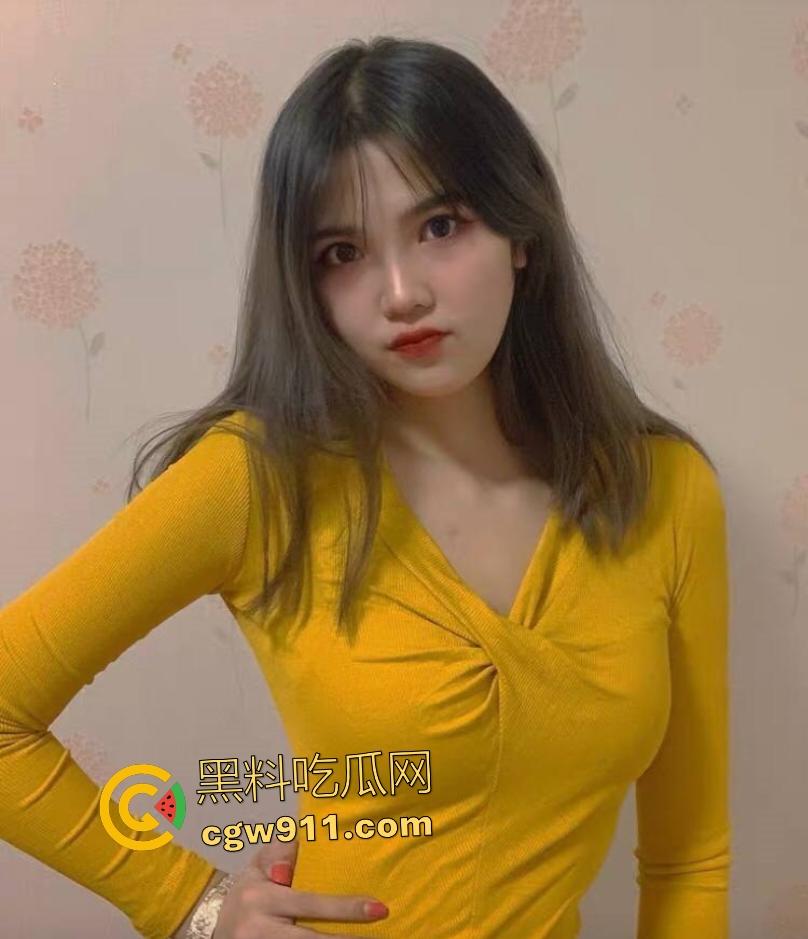 广西师范大学艺术生【陈力维】,口塞塞嘴挑逗男友视频,塞逼自慰,扬言一辈子当贱狗要舔鸡巴!-1