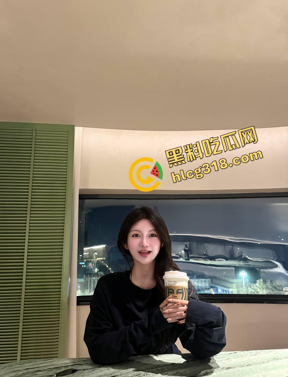 苏超球赛约炮徐州极品妹子,一顿饭换来全套服务!钢铁牛子操到她喷水不止,爽到全程拍摄都不反抗!-4