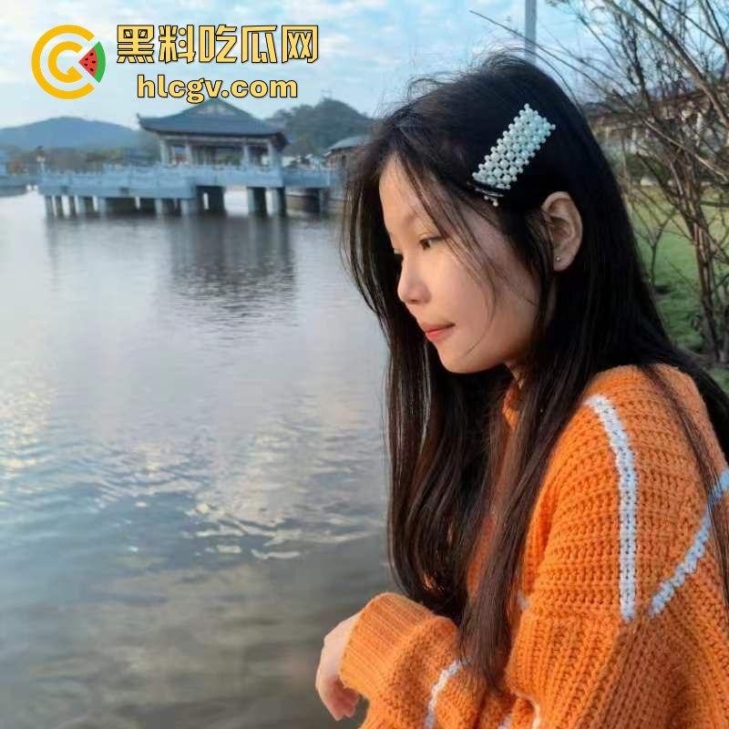 无锡职业技术学校21岁小母狗【李宛如】云盘视频泄露!黑色蕾丝情趣内衣勾魂,口交后入,最后颜射直击第一视觉!-1