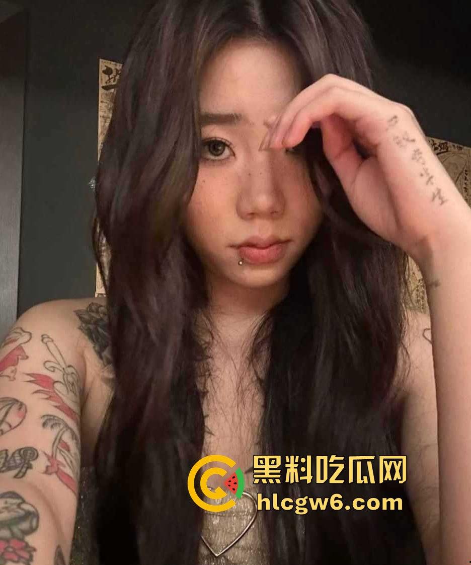 河北精神小妹【向如意】不愧是个狠人,身材顶姿势骚,被曝光不雅视频,床上吃鸡吃到飞起,翻车也香得离谱!-1