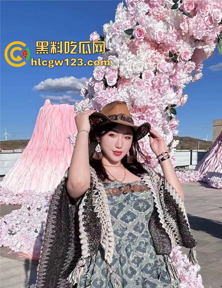 河北人民医院bbw护士【宋嘉嘉】私拍流出 巨乳肥臀 护士中的狂野尤物 用丰满征服金主!-2