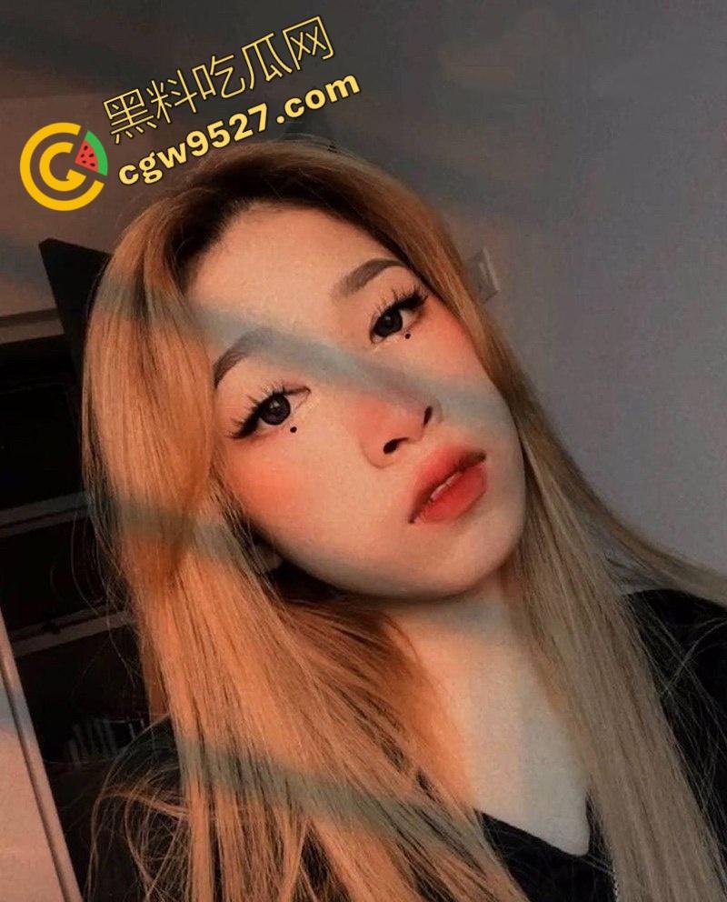 广东新婚娇妻刘阳阳酒店大战前男友!主动骑乘大屌,美臀肉浪滚滚,画面香艳至极!-5