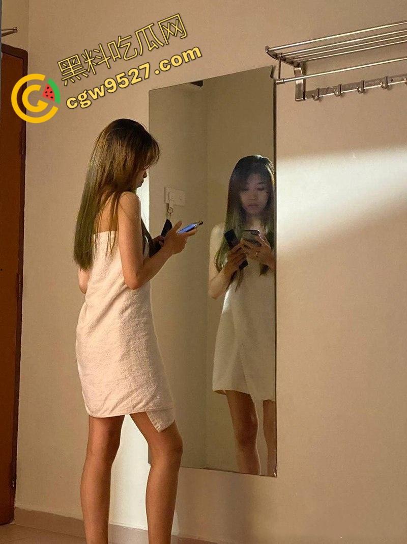 广东新婚娇妻刘阳阳酒店大战前男友!主动骑乘大屌,美臀肉浪滚滚,画面香艳至极!-8