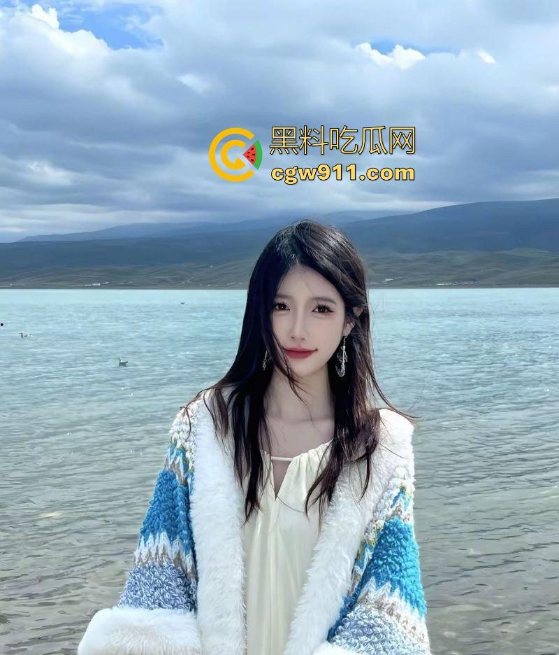 浙江师范大学金融系才女【卢紫琪】高颜值尤物化身魅惑尤物,穿情趣内衣酒店勾魂,猛操打桩甜美呻吟高潮连连!-3