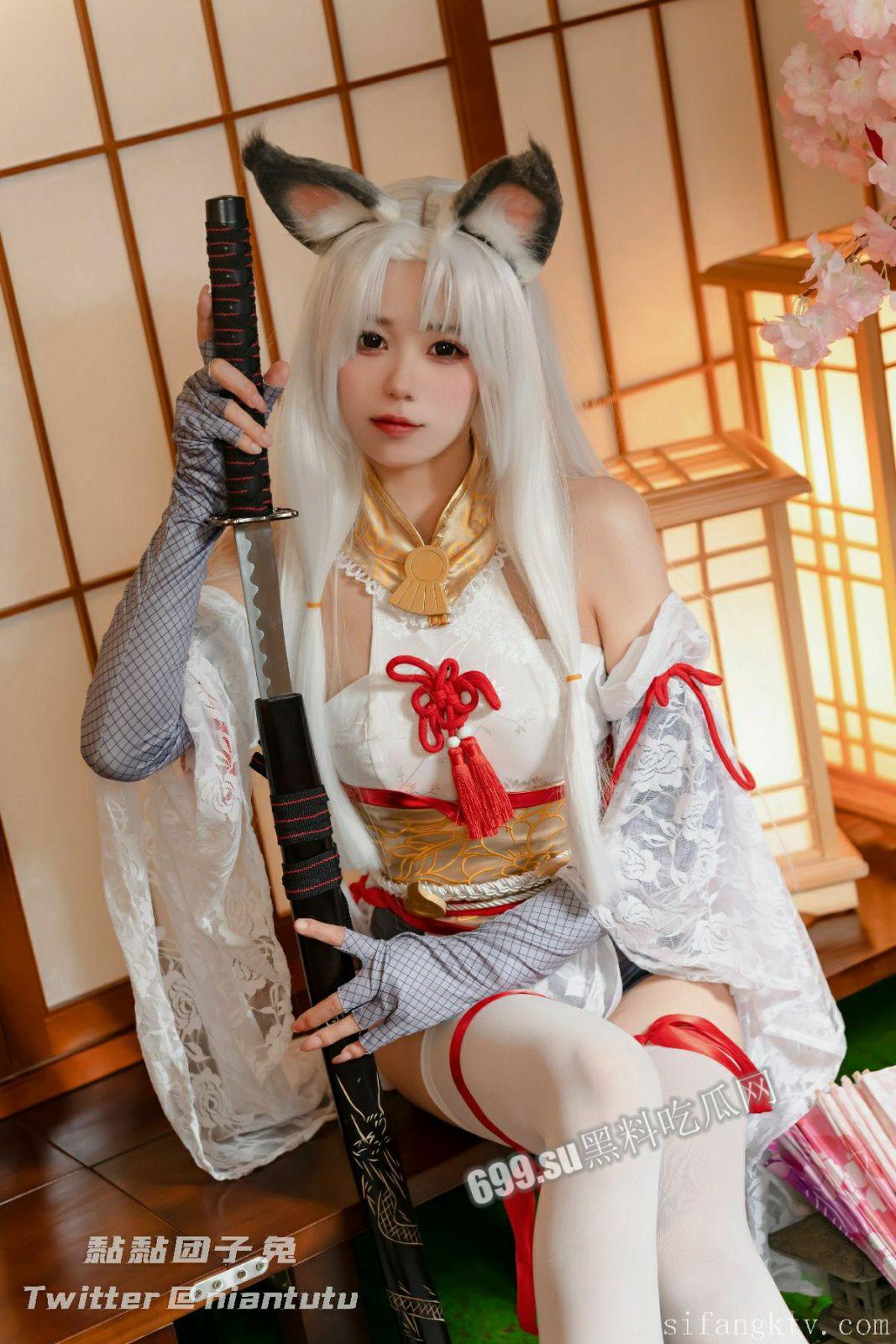 【B站黏黏团子兔】极品反差 女团脸美女 上岸前大尺度写真精选-29