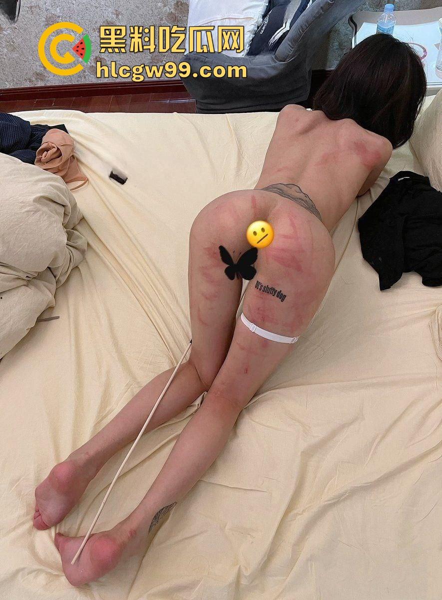 LoveMyDddy『奶凶大人』骚穴纹身太犯规 骚穴纹身暴力打桩机榨干猛男 户外露出玩的就是心跳!-7