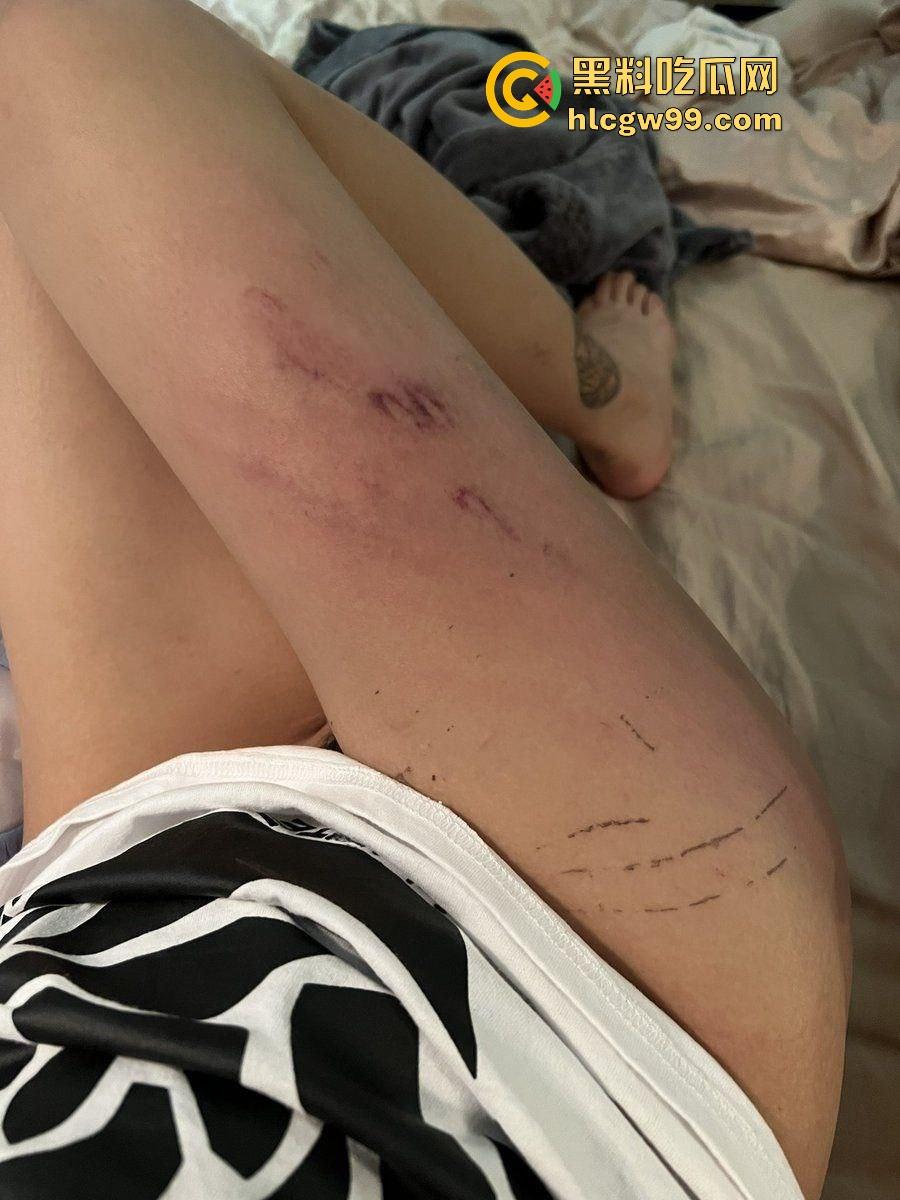 LoveMyDddy『奶凶大人』骚穴纹身太犯规 骚穴纹身暴力打桩机榨干猛男 户外露出玩的就是心跳!-24