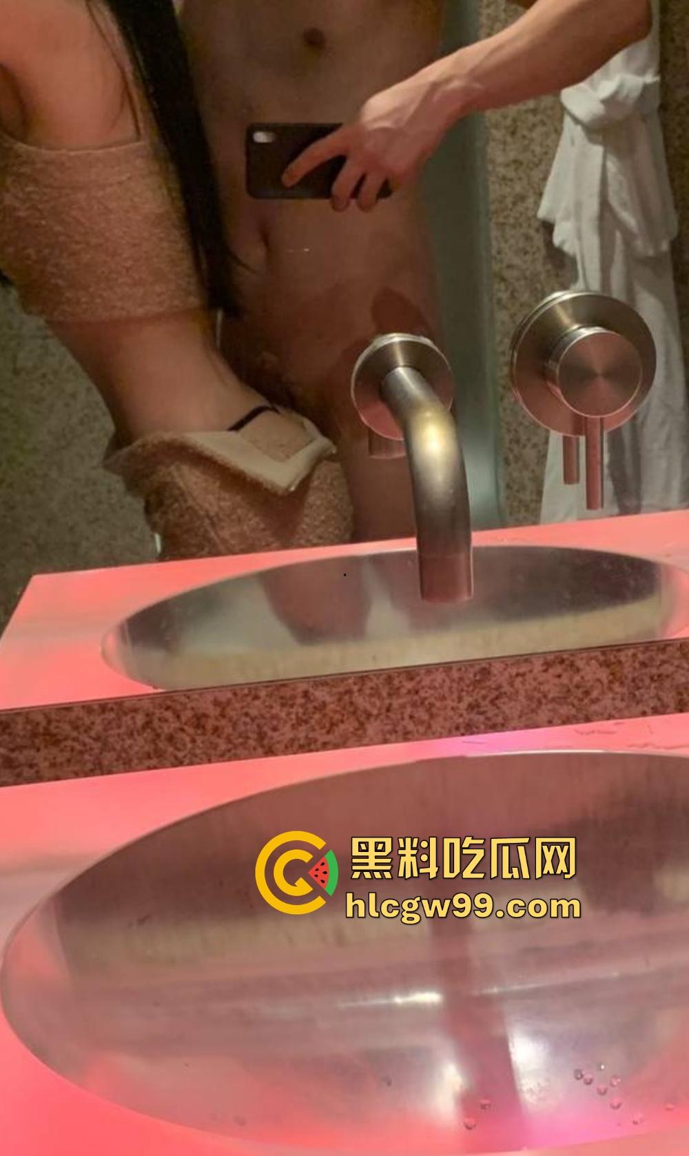 长沙炮神狂扫小淫妇，奥迪A6一开一路收割淫乱小婊子，身材爆炸的性瘾骚货，淫乱私拍流出百人斩目标稳了！-34