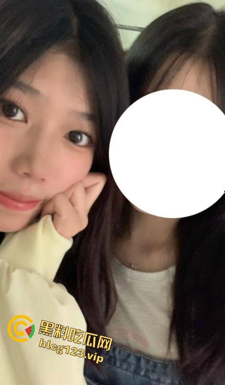 极品双马尾学生妹【欢欢】,甜美萝莉风格私下大反差!COS扮装直播裸舞让人把持不住!-21