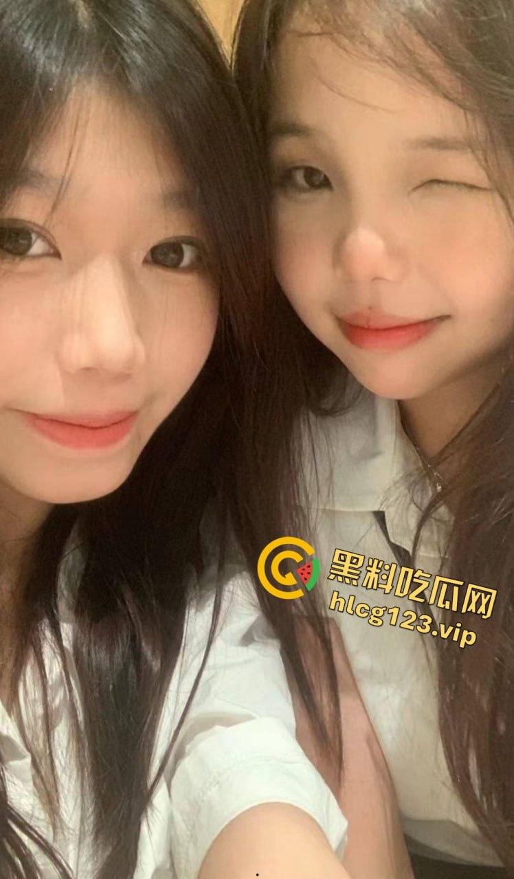 极品双马尾学生妹【欢欢】,甜美萝莉风格私下大反差!COS扮装直播裸舞让人把持不住!-25