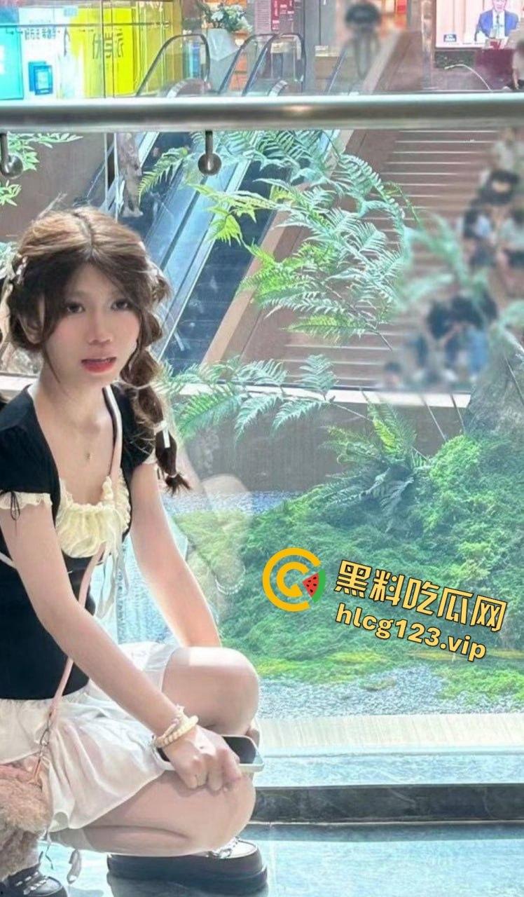 极品双马尾学生妹【欢欢】,甜美萝莉风格私下大反差!COS扮装直播裸舞让人把持不住!-34