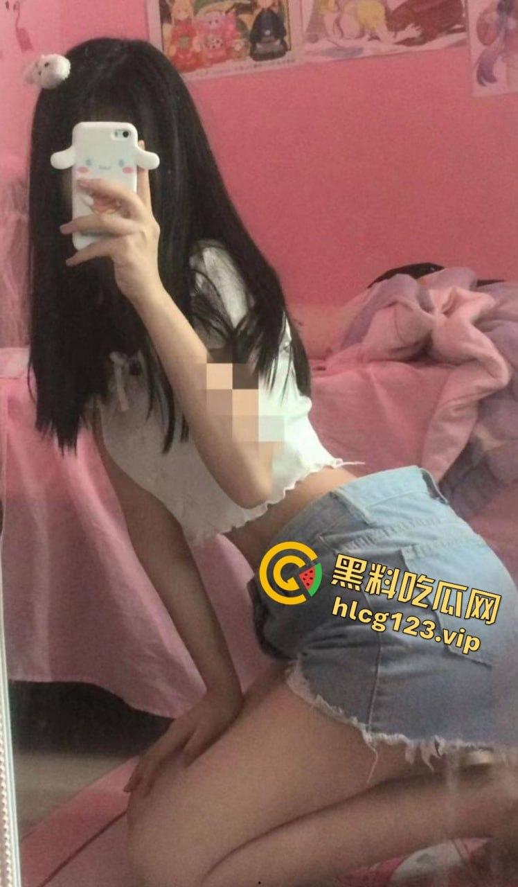 极品双马尾学生妹【欢欢】,甜美萝莉风格私下大反差!COS扮装直播裸舞让人把持不住!-35