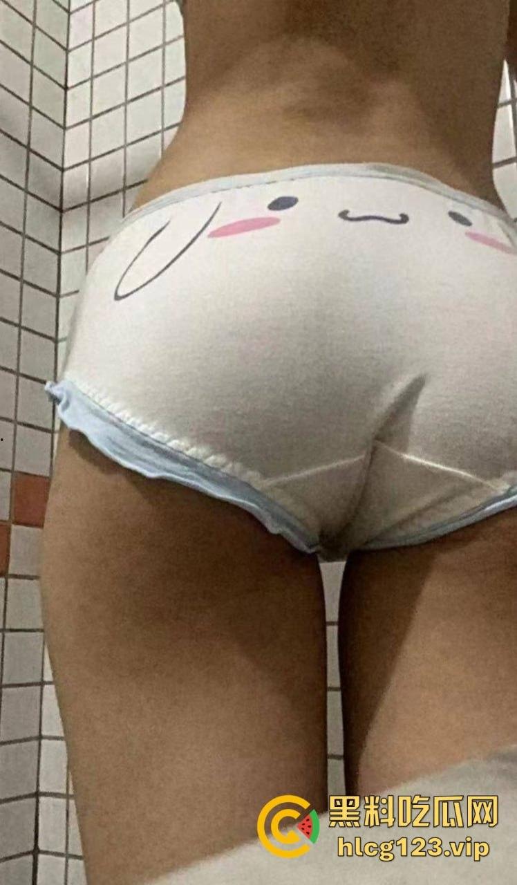 极品双马尾学生妹【欢欢】,甜美萝莉风格私下大反差!COS扮装直播裸舞让人把持不住!-43