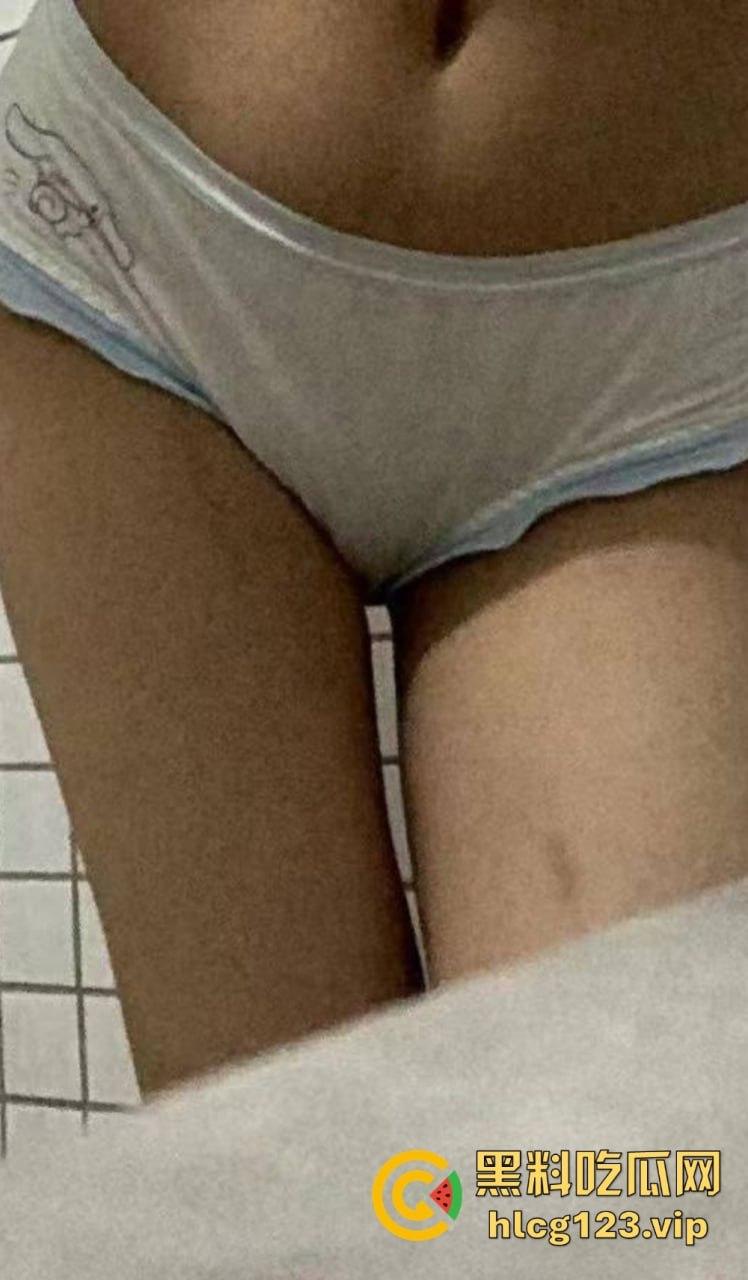 极品双马尾学生妹【欢欢】,甜美萝莉风格私下大反差!COS扮装直播裸舞让人把持不住!-45