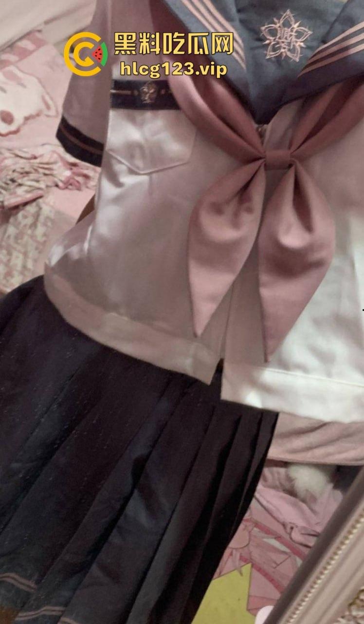 极品双马尾学生妹【欢欢】,甜美萝莉风格私下大反差!COS扮装直播裸舞让人把持不住!-50