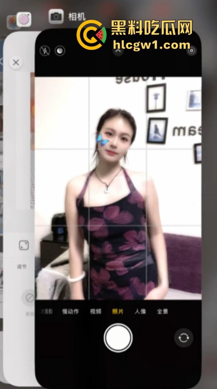 独家曝光！快手福利主播【胸照样凶】表面直播擦边 私底下粉丝付费一对一来者不拒 直接开会议视频裸聊自慰抠逼！-7